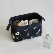 Load image into Gallery viewer, new fashion cosmetic bag Women waterproof Flamingo
