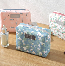 Load image into Gallery viewer, Fashion Mini Purse Striped Travel Wash Bag
